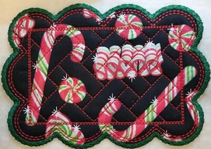 Handmade Fabric Mug Rug Quilted Coaster Cotton Gift CHRISTMAS CANDY CANES NEW B4 - Picture 1 of 4