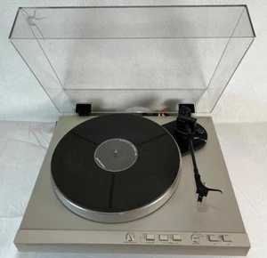 Vintage Harman Kardon T55C Auto Lift Turntable Rare with Stanton 680 EE - Picture 1 of 17