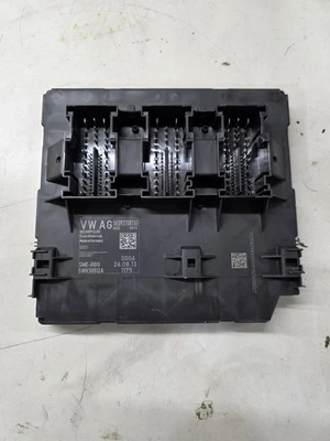 VW PASSAT BODY CONTROL MODULE BCM COMPUTER 2012-2018  5K0937087AE OEM - Image 1 of 4