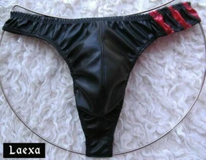 Perizoma in pelle ecopelle nero con 3 inserti in rosso perizoma uomo di Laexa - Foto 1 di 2