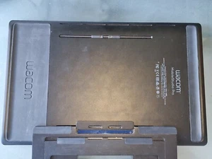 Wacom MobileStudio Pro 13 i5 128GB DTH-W1320 Pen Tablet Touchscreen m. Standfuß - Afbeelding 1 van 9