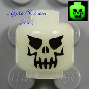 LEGO Esqueleto Brilla en la Oscuridad MINIFIGURA CABEZA - Malvados Ojos Halloween Monstruo Calavera - Imagen 1 de 1