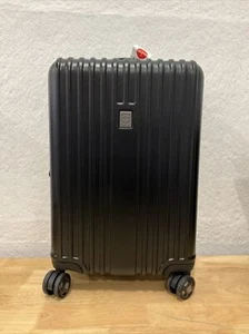 SWISSGEAR Ridge Hardside Carry On Suitcase Black (P#5) - Picture 1 of 11