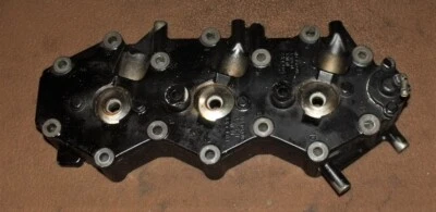 Tohatsu 50 HP 4 tempos cabeça de cilindro ASSY 3T5B010010 compatível com 2001-2011 - Imagem 1 de 3