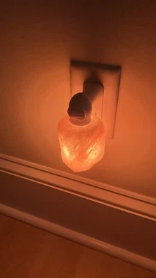 Orange/Red Rock Lamp With Soft Light 4 Tilting Angles Plug In No Batteries - Imagem 1 de 4