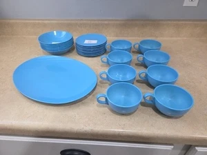 Vajilla DE COLECCIÓN Melamina/Melmac 24 piezas Robin's Egg Blue - Imagen 1 de 9