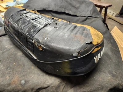 Yamaha DT 175 DT175 1974 asiento panorámico 452-24730-01-00 74 soportes Foto 1 de 4