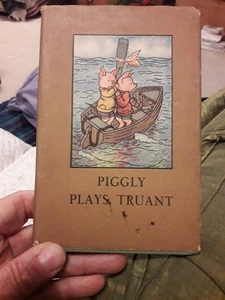 Vintage Ladybird Book – Piggly Plays Truant–Animal Rhymes 401– DJ - 1946. Good - Picture 1 of 10