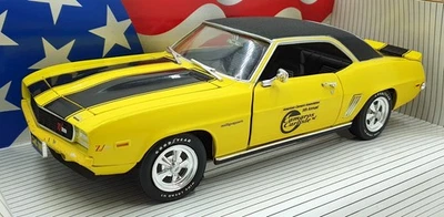 Ertl 1/18 Scale Diecast 7366 - 1969 Chevrolet Camaro Z/28 - Yellow/Black - Image 1 of 4