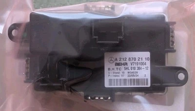Regulador soplador original Mercedes-Benz 212-870-21-10 Foto 1 de 2