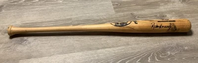 Bate de béisbol Louisville Phillies juego firmado por Rubén Amaro Jr usado sin agrietar  Foto 1 de 4