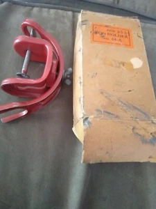 Porta canna da pesca in metallo vintage in scatola originale #3534 rosso - Foto 1 di 5