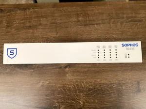 Sophos SG135 Rev. 1 Firewall Router - Bild 1 von 3