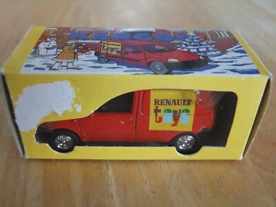 Renault Kangoo Van Red 1/43 Scale - Norev BOXED - Image 1 of 2