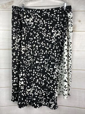 Юбка женская Alfani 22W черно-белая с анималистическим принтом миди с искусственным запахом эластичная талия  - Изображение 1 из 4