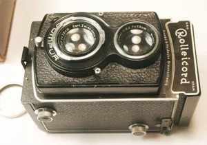 Rollei Rolleicord II type 2 (1937/38) TLR with Zeiss Triotar 7.5cm f3.5 - Picture 1 of 9