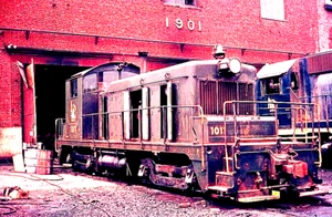ORIGINAL AGFACHROME SLIDE CNJ SW-1 #1011 ELIZABETHPORT, NJ DECEMBER 1972 - Picture 1 of 1