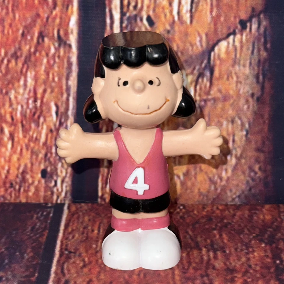 Camisa rosa vintage Peanuts Lucy Gang 1952 United Feature Syndicate Foto 1 de 4