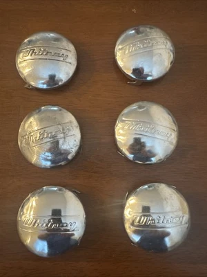 Juego de 6 tapas de coche de pedales de juguete Whitney vintage de 2,5 pulgadas  Foto 1 de 4