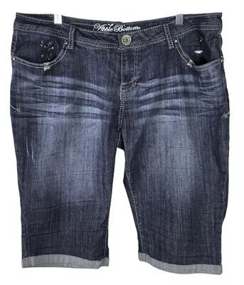 Apple Bottom Jeans Bermuda Shorts Size 16 Paint Splatter Rhinestone Y2K New - Image 1 of 4