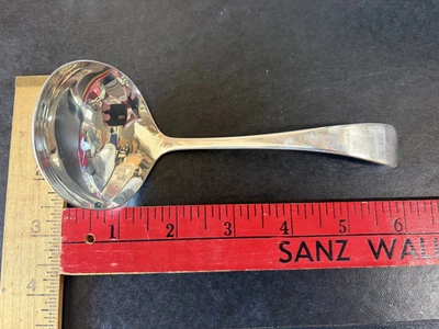 2ª LADLE Old Newbury plata esterlina 70 gramos o 2,26 oz jugo de salsa arándano Foto 1 de 4