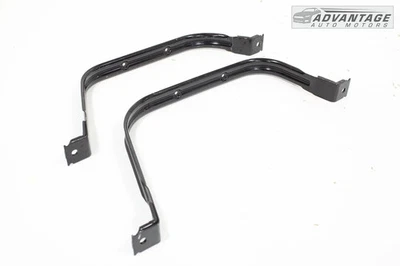 CHEVROLET TRAX 2024 1.2L L3 JUEGO DE CORREA DE SOPORTE DE MONTAJE EN TANQUE DE COMBUSTIBLE IZQUIERDO Y DERECHO OEM Foto 1 de 4