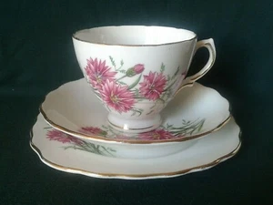 ROYAL VALE TEA TRIO BONE CHINA TEACUP SAUCER & SIDE PLATE PINK & PURPLE FLOWERS - Picture 1 of 12