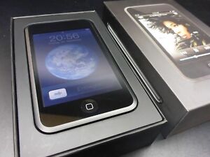 NEU Apple iPod touch 16GB silber MA627ZD/A 1G Traumzustand Macy Gray in OVP NEU