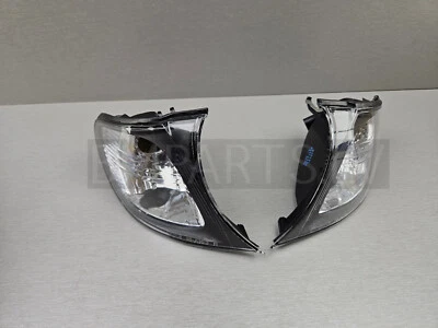 NEW GENUINE TYC BMW E46 SED TOUR LCI TURN INDICATOR FRONT PAIR 7165849 & 7165850 - Image 1 of 4