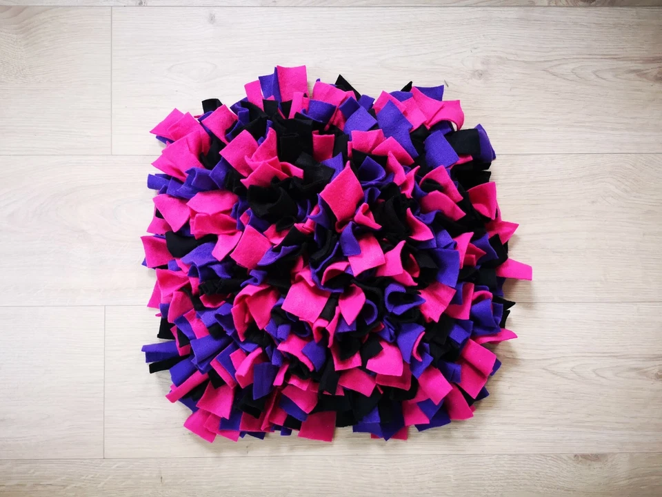 Schnüffelteppich für Hunde, 3farbig, gute und artgerechte Beschäftigung  - Bild 1 von 1