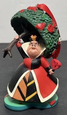 Cuaderno de bocetos de Disney Alicia en el país de las maravillas adorno de Navidad Reina de Corazones 4,5" Foto 1 de 4