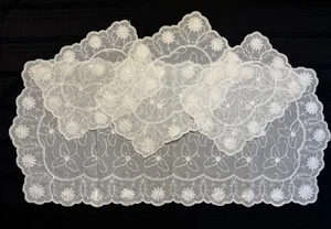 Vintage Set Of 4 White Nylon Embroidered Floral Doily & Dresser Scarf - Picture 1 of 11
