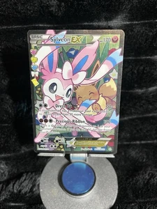 Sylveon EX RC32/RC32 Full Art Holo Pokemon Generations Radiant Collection - Picture 1 of 8