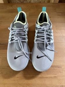 Nike Mujer Air Presto Gris, Negro Cuadros Zapatos para Correr Tenis Talla 9 - Imagen 1 de 22