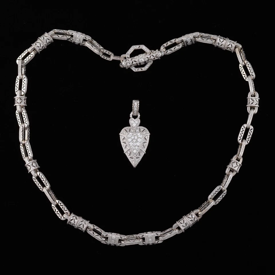 Corazón perforado de diamantes Judith Ripka con clip de papel estilo cadena Foto 1 de 4