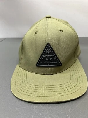 Chapéu Snapback Ajustável Neff Verde Oliva OSFM - Imagem 1 de 4