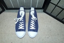 Sneakers Shoes brand is Fila for casual wear, brand new condition, size 10