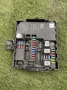 10-13 PATHFINDER IPDM BCM Body Module Fuse Box 284B7 ZE03B 4X4 W/O OFF ROAD - Picture 1 of 6