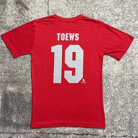 Pro Edge NHL Chicago Blackhawks Jonathan Toews Hockey Shirt Mens Medium Cover