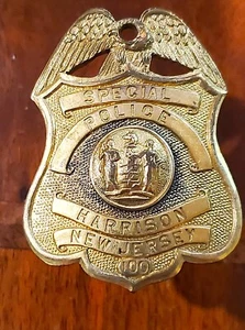 VINTAGE 1949 HARRISON N.J. SPECIAL POLYCE BADGE TO THOMAS DOYLE COMMISIONER - Picture 1 of 3