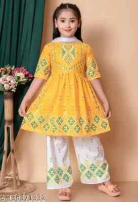 Nuevo conjunto tradicional de Kurta Palazzo con estampado étnico para niños indios con Dupatta para niña Foto 1 de 3