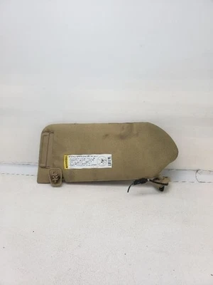 Viseira solar direita passageiro com iluminação compatível com 00-05 IMPALA 397046 - Imagem 1 de 4