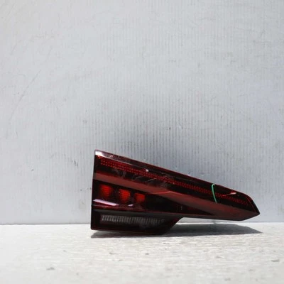 Conjunto de luz trasera izquierda Audi A4 S4 S7 Sportback LED OEM 8W5-945-093-D 2017-2019 Foto 1 de 4