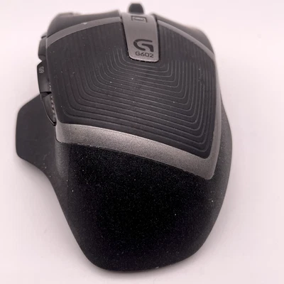 Logitech G602 Wireless Gaming Mouse – Powers On, No USB Receiver – For Parts - Image 1 of 4