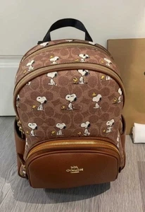 NUEVA MOCHILA COACH CBM25 × Peanuts Collaboration Court de lona/cuero Snoopy - Imagen 1 de 9