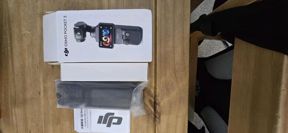 DJI Osmo Pocket 3 3-Axis 1-Inch CMOS Sensor With 2in Touchscreen Gimbal Camera  - Image 1 of 2
