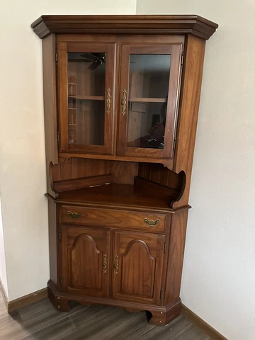 Original Vintage Drew Solid Cherry Corner Cabinet and Hutch (4086) From 1920s Cover