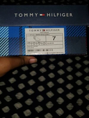 Deslizadores Tommy Hilfiger Dennis tostados para niños pequeños talla 7 Foto 1 de 4