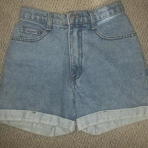 Vintage Guess Jean Shorts Size 14 Girls 80s 90s High Waisted Washed Denim - Picture 1 of 7