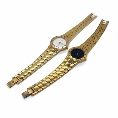 (2) Vintage gold tone AUTHENTIC LADIES GUCCI watch lot NOT WORKING 3300.2.L - Image 1 of 4